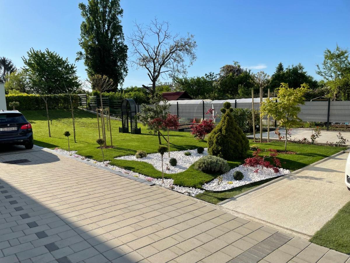 Villa Mami Záhřeb Exteriér fotografie