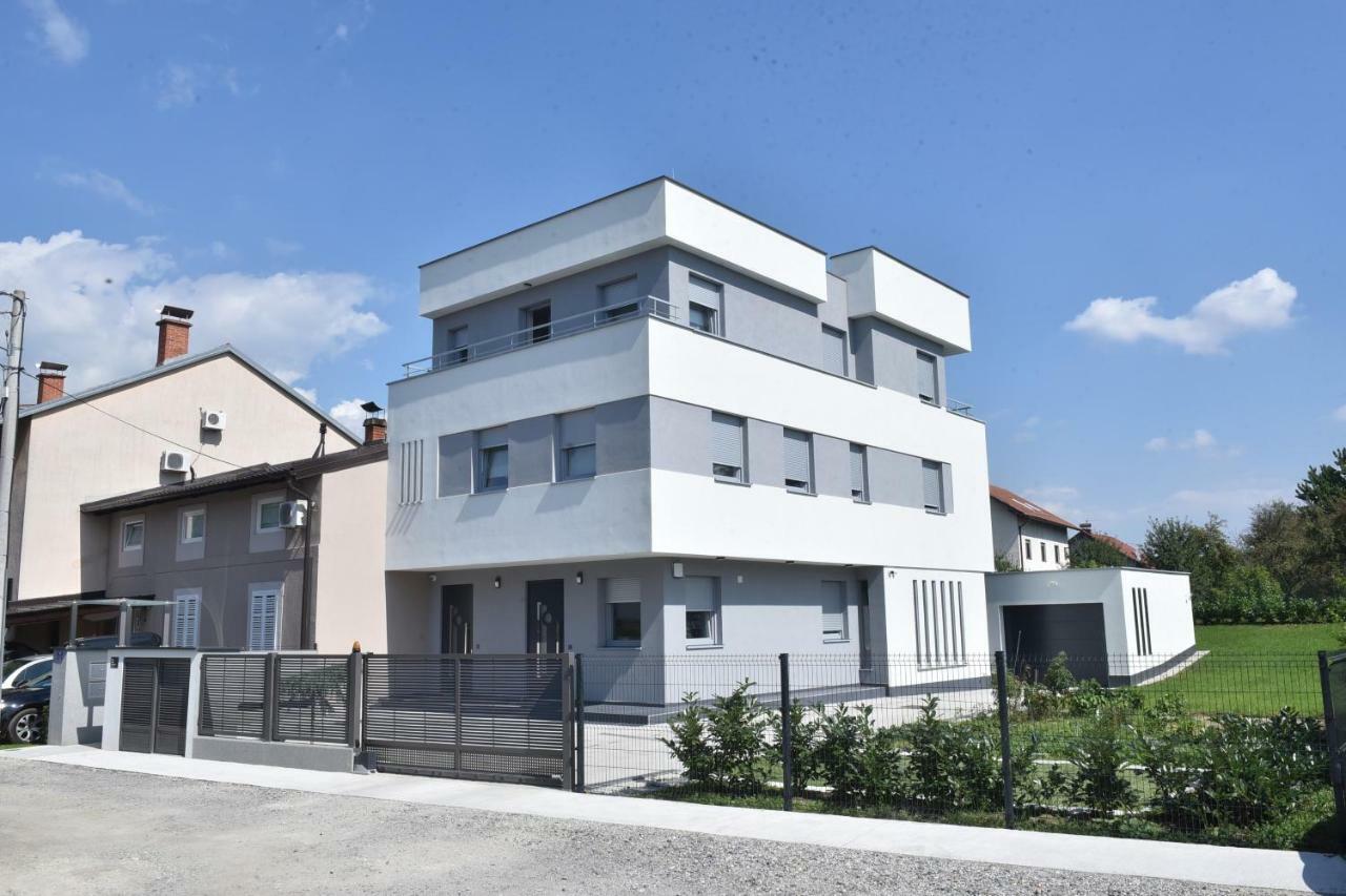 Villa Mami Záhřeb Exteriér fotografie